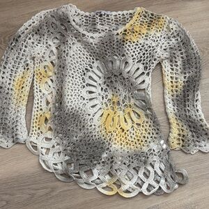 Tempo Paris bohemian-style crocheted macrame top size small boho hippie knit